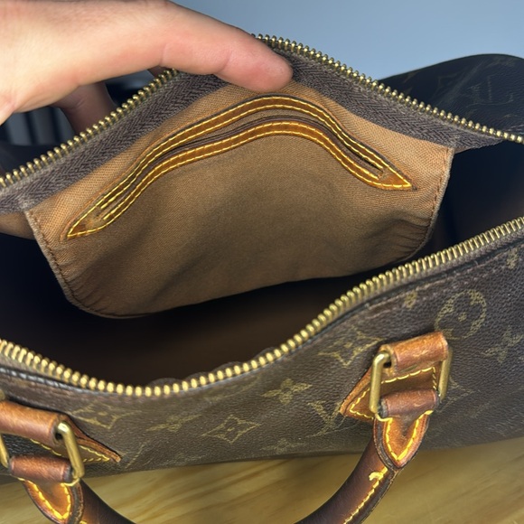 Authentic Vintage LOUIS VUITTON SPEEDY 25 Brown Monogramam Handbag Duffle - Picture 10 of 10